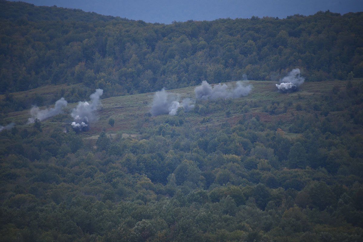https://www.morh.hr/wp-content/gallery/odrzan-dan-uvazenih-gostiju-na-medunarodnoj-vojnoj-vjezbi-udar-19/udar_19_03102019_39.jpg