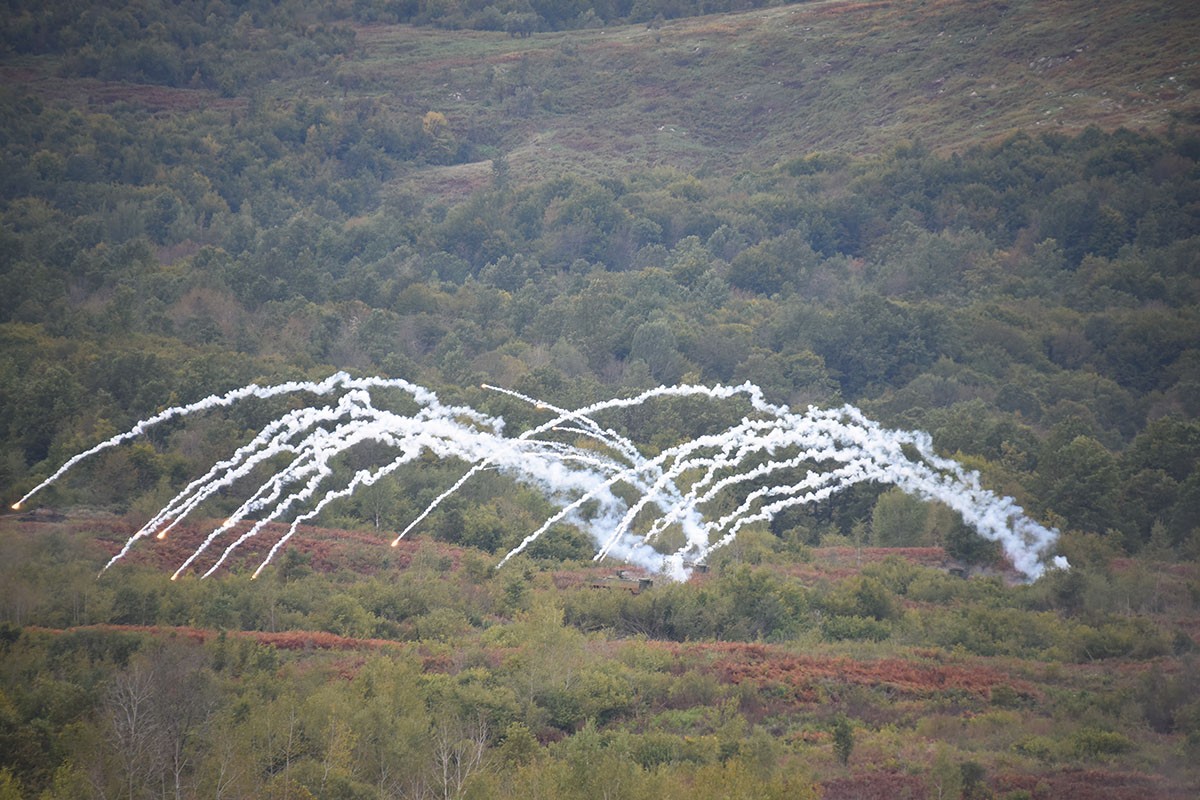 https://www.morh.hr/wp-content/gallery/odrzan-dan-uvazenih-gostiju-na-medunarodnoj-vojnoj-vjezbi-udar-19/udar_19_03102019_44.jpg