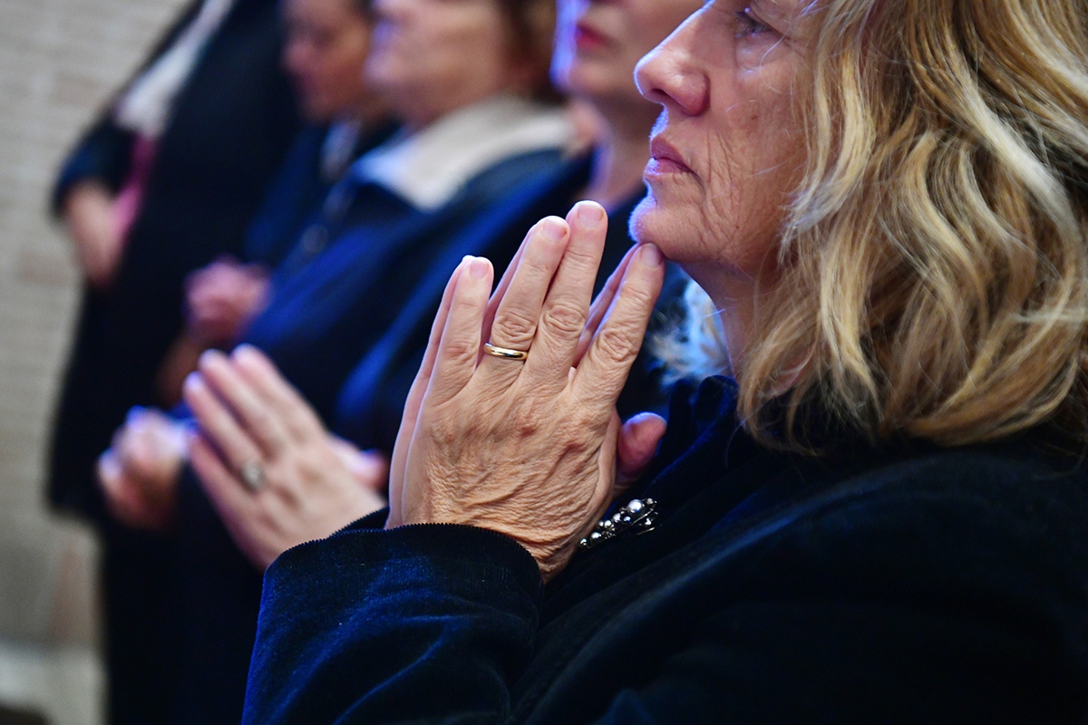 https://www.morh.hr/wp-content/gallery/odrzana-misa-zadusnica-za-poginule-i-umrle-hrvatske-branitelje-1/misa_sv_mati_slobode_30102019_30.jpg