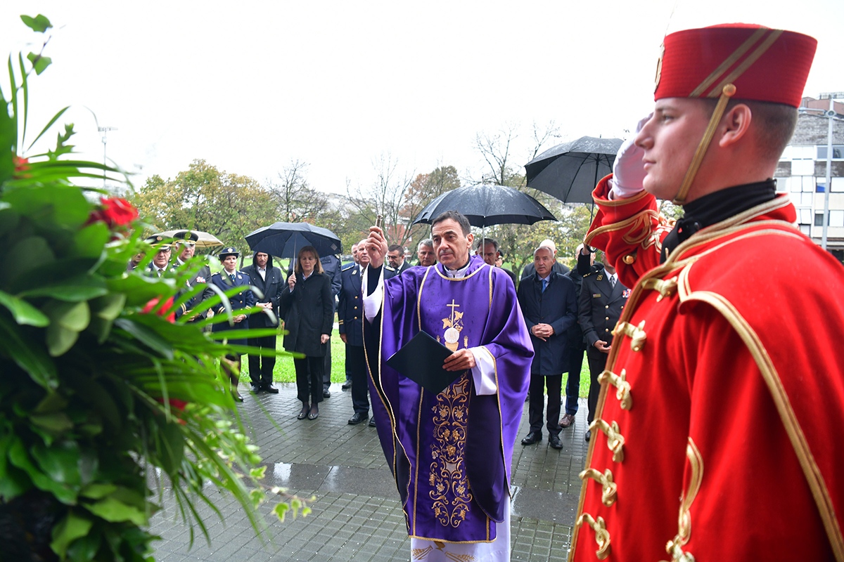https://www.morh.hr/wp-content/gallery/odrzana-misa-zadusnica-za-poginule-i-umrle-hrvatske-branitelje-1/misa_sv_mati_slobode_30102019_45.jpg