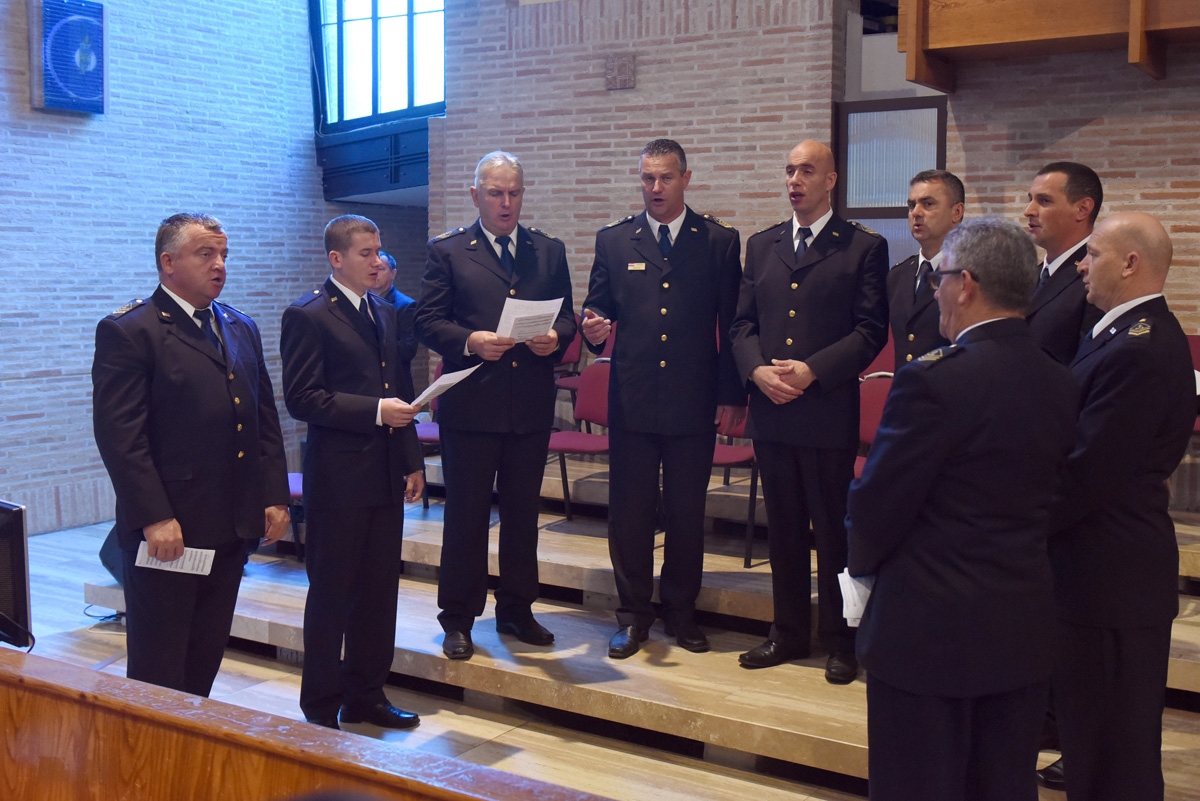 https://www.morh.hr/wp-content/gallery/odrzana-misa-zadusnica-za-poginule-i-umrle-hrvatske-branitelje/dusni_dan_svi_sveti_branitelji_sveta_mati_slobode_20181102_10.jpg