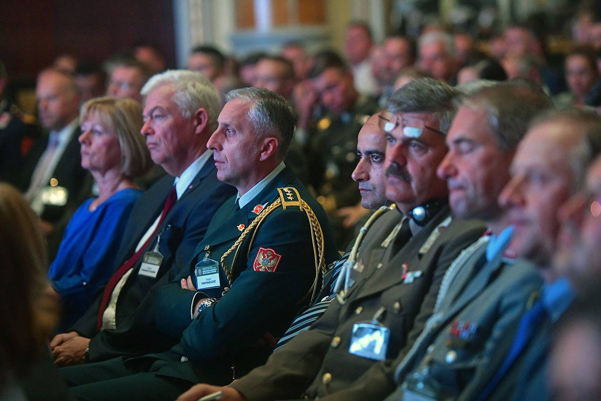 https://www.morh.hr/wp-content/gallery/odrzana-prva-medunarodna-konferencija-o-domovinskoj-sigurnosti-1/medunarodna-konferencija-na-temu-domovinske-sigurnosti_17092019_16.jpg