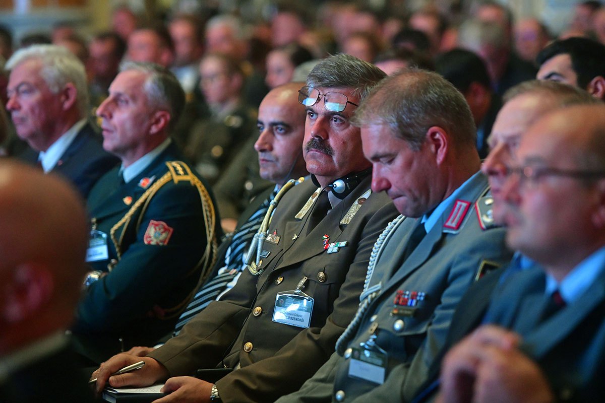 https://www.morh.hr/wp-content/gallery/odrzana-prva-medunarodna-konferencija-o-domovinskoj-sigurnosti-1/medunarodna-konferencija-na-temu-domovinske-sigurnosti_17092019_17.jpg