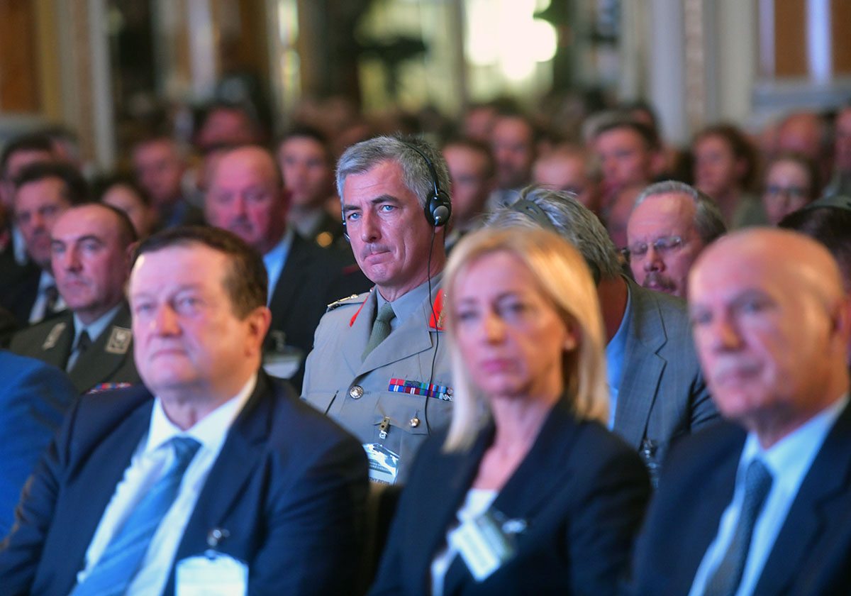 https://www.morh.hr/wp-content/gallery/odrzana-prva-medunarodna-konferencija-o-domovinskoj-sigurnosti-1/medunarodna-konferencija-na-temu-domovinske-sigurnosti_17092019_19.jpg