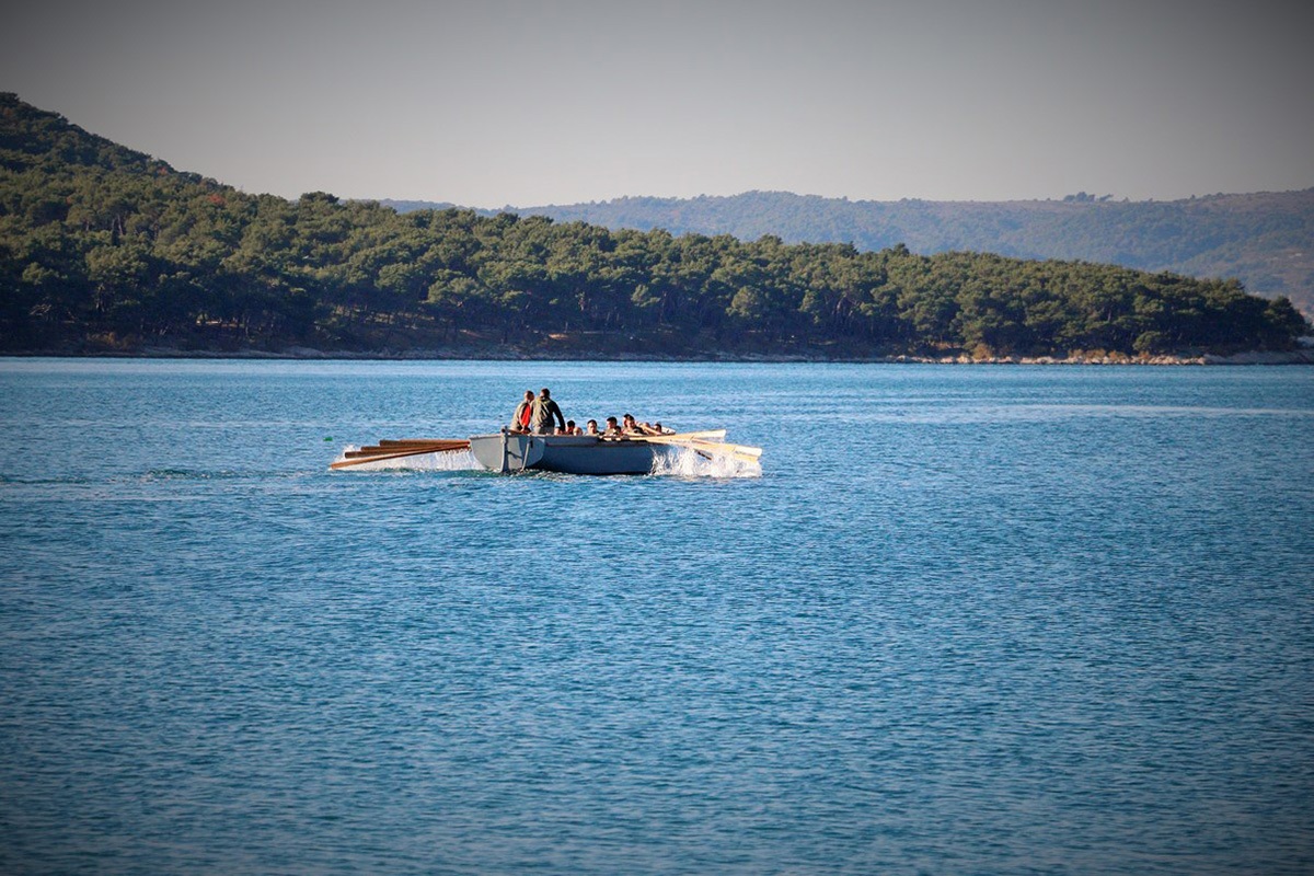 https://www.morh.hr/wp-content/gallery/odrzana-regata-kutera-hrm-a-u-povodu-blagdana-svetog-nikole/regata_04122019_02.jpg