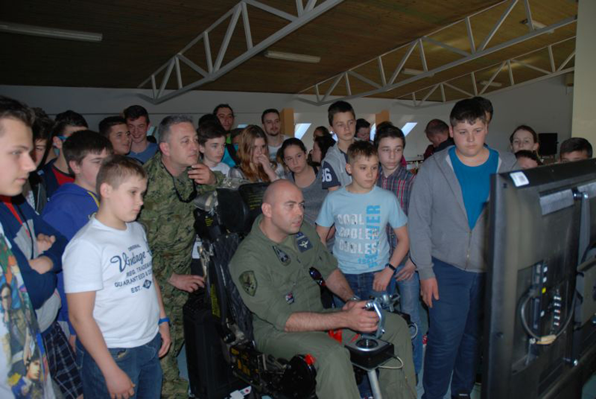 https://www.morh.hr/wp-content/gallery/odrzani-susreti-za-rudija/vrdoljak_0012.jpg