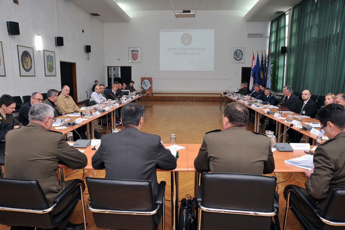 https://www.morh.hr/wp-content/gallery/okrugli-stol-11042012/spo_11042012_3.jpg