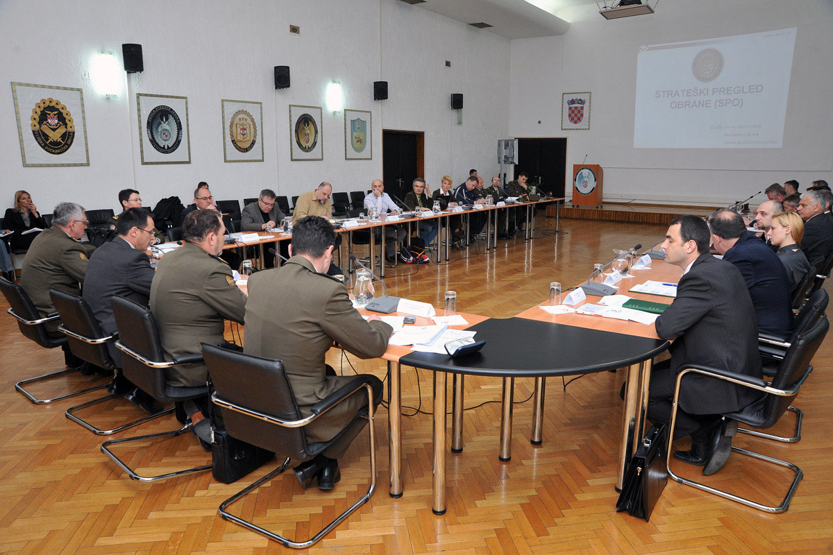 https://www.morh.hr/wp-content/gallery/okrugli-stol-11042012/spo_11042012_7.jpg