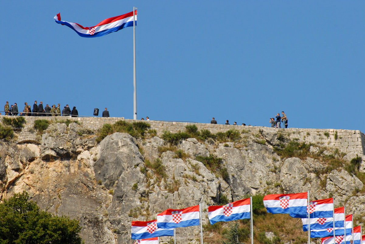 https://www.morh.hr/wp-content/gallery/oluja-2009/oluja_05082009_22.jpg
