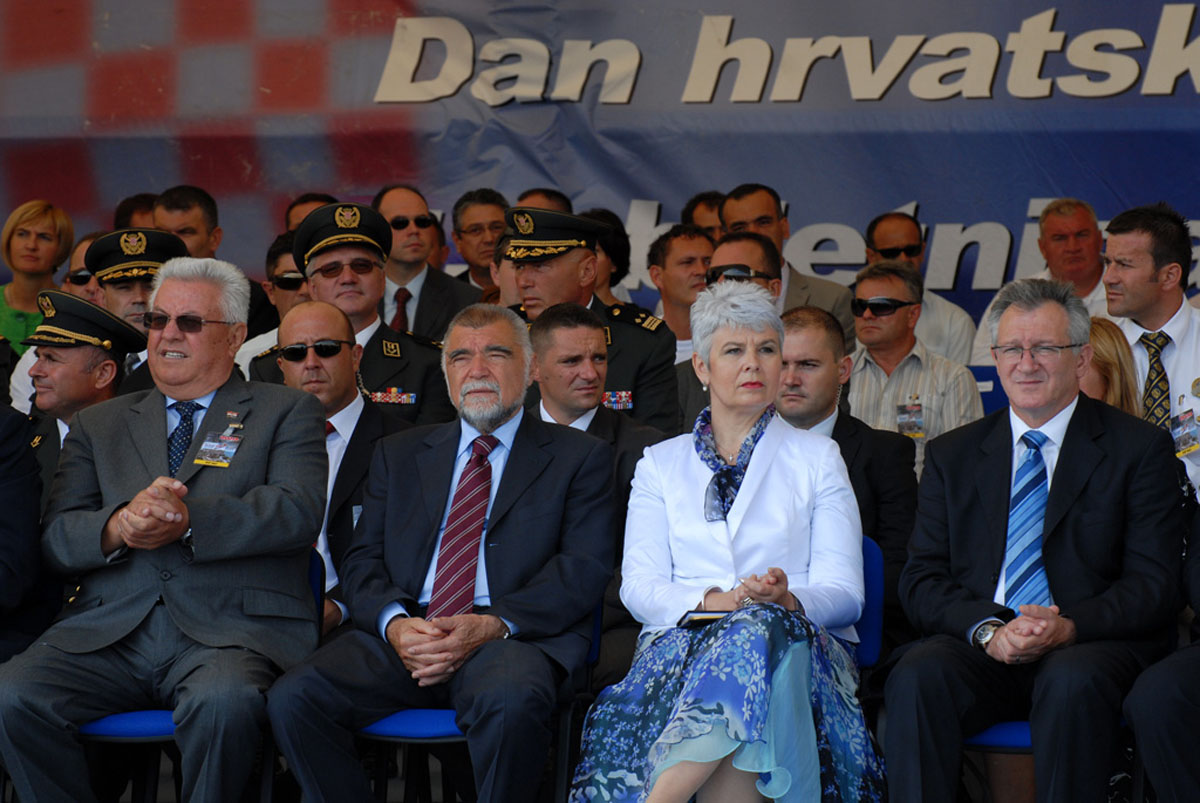 https://www.morh.hr/wp-content/gallery/oluja-2009/oluja_05082009_35.jpg