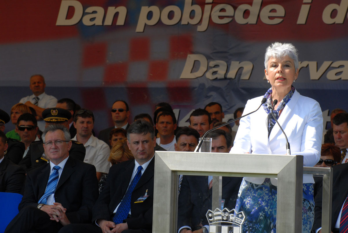 https://www.morh.hr/wp-content/gallery/oluja-2009/oluja_05082009_39.jpg
