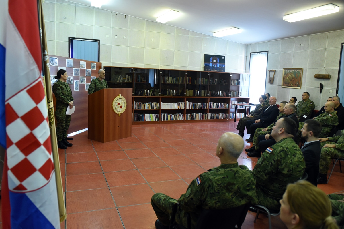 https://www.morh.hr/wp-content/gallery/osamnaesta-obljetnica-sredista-za-medunarodne-vojne-operacije/obljetnica_smvo_08022019_04.jpg