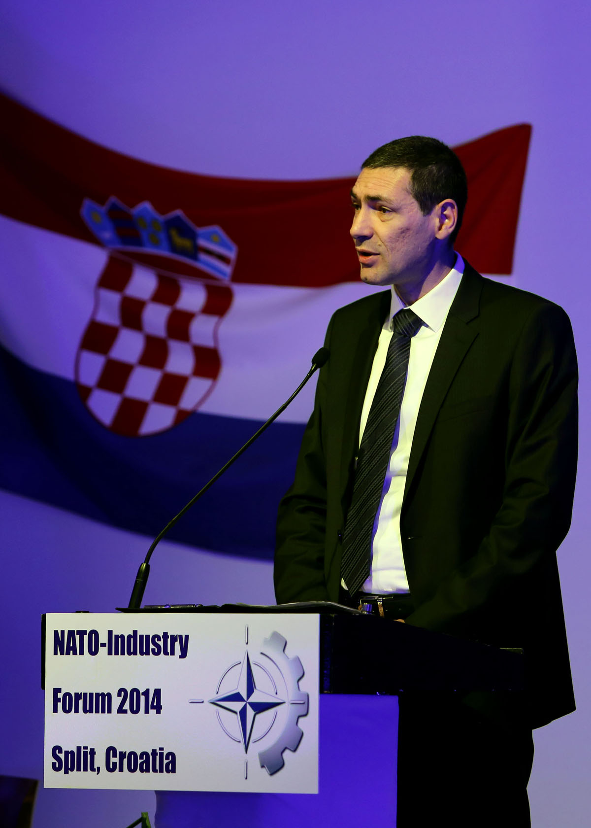 https://www.morh.hr/wp-content/gallery/otvoren-nato-industrijski-forum-u-splitu/nif_st_13112014_02.jpg