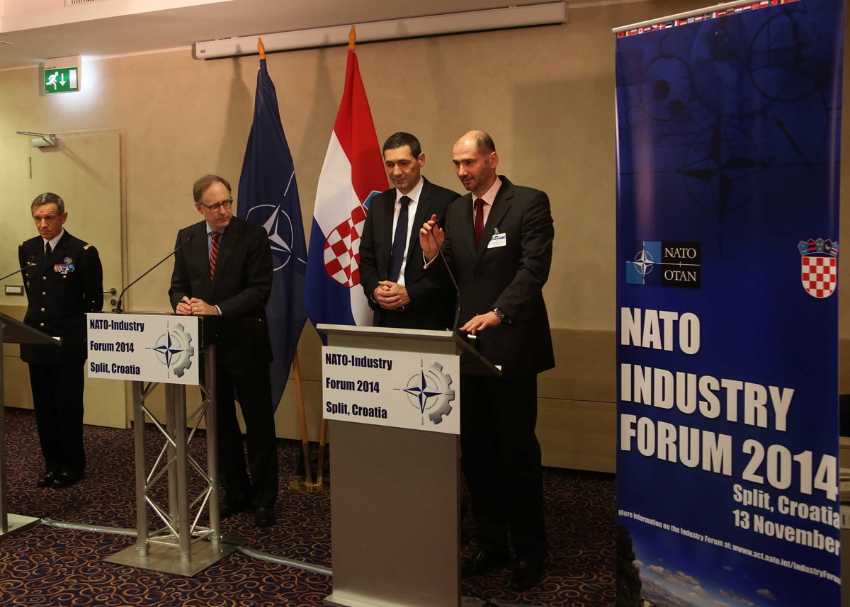 https://www.morh.hr/wp-content/gallery/otvoren-nato-industrijski-forum-u-splitu/nif_st_13112014_05.jpg