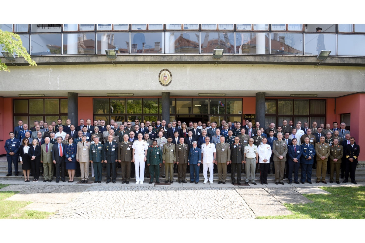 https://www.morh.hr/wp-content/gallery/otvorena-47-konferencija-zapovjednika-vojnih-akademija/conference_of_commandants_30052018_01.jpg