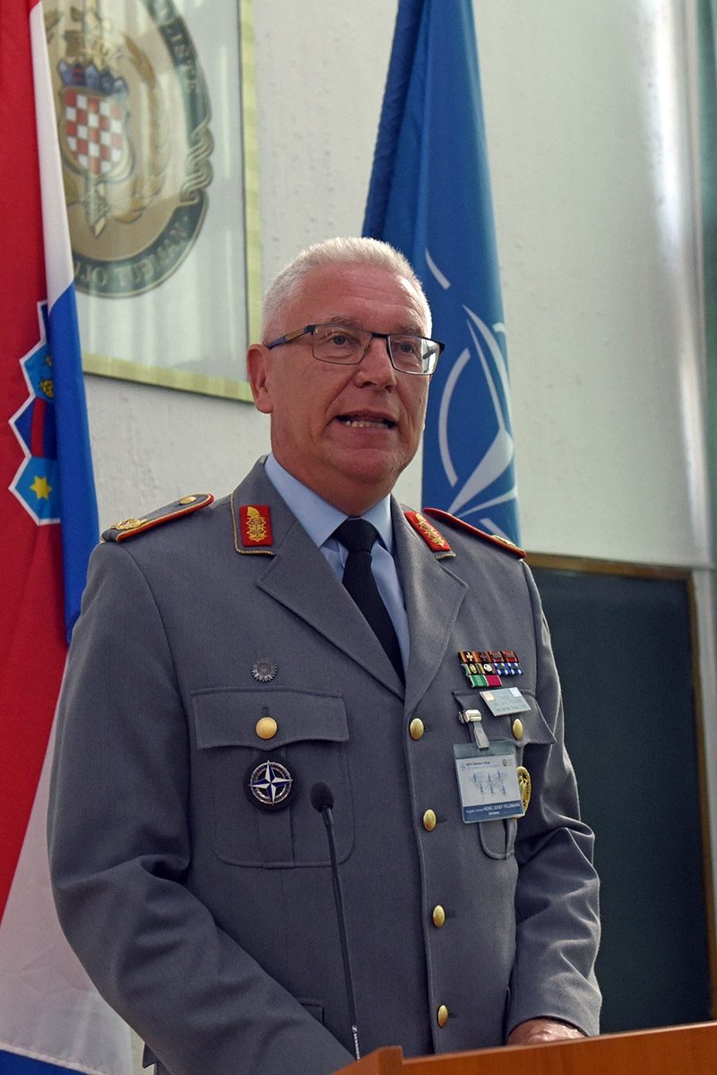 https://www.morh.hr/wp-content/gallery/otvorena-47-konferencija-zapovjednika-vojnih-akademija/conference_of_commandants_30052018_04.jpg
