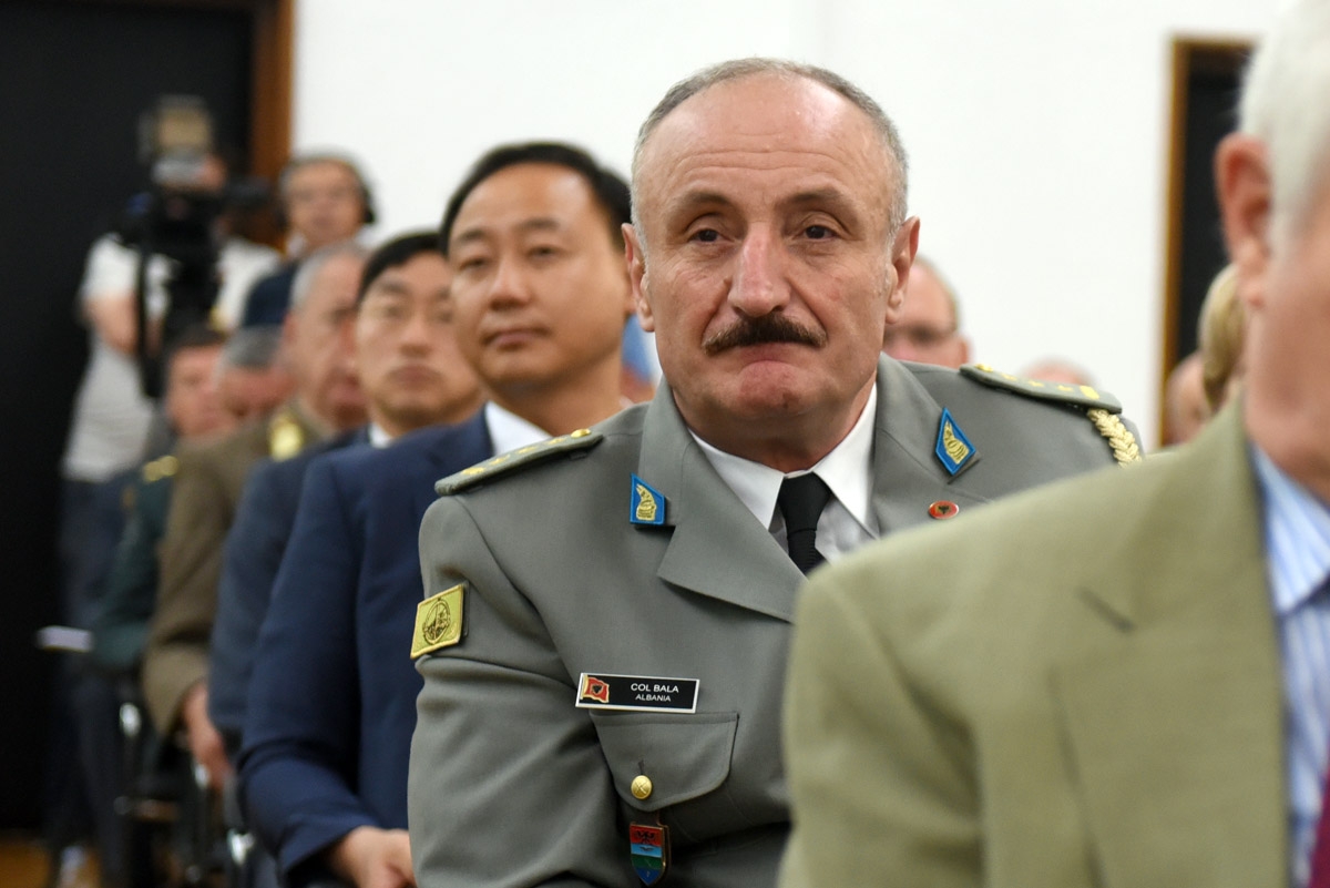 Kanadska vojna stranica za upoznavanje