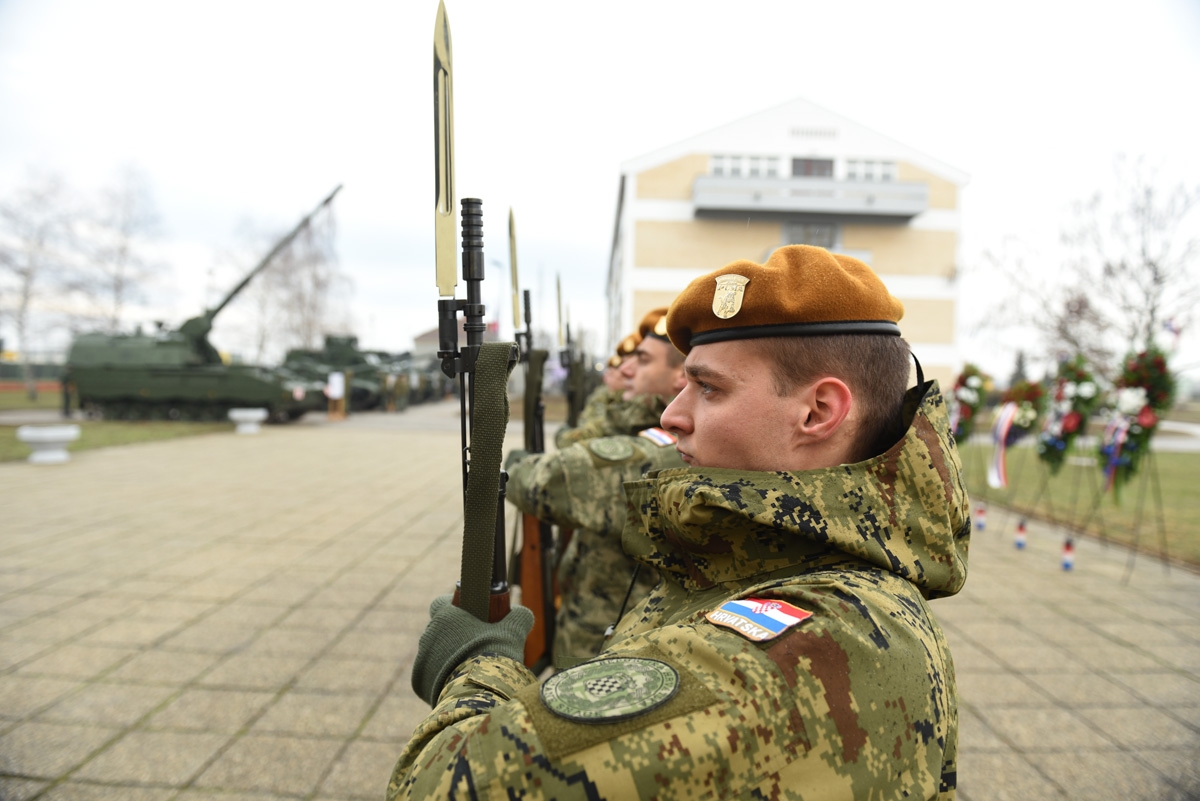 https://www.morh.hr/wp-content/gallery/otvorena-vojarna-7-gardijske-brigade-puma-u-varazdinu/otvorena_vojarna_7gb_puma_varazdin_201218_14.jpg