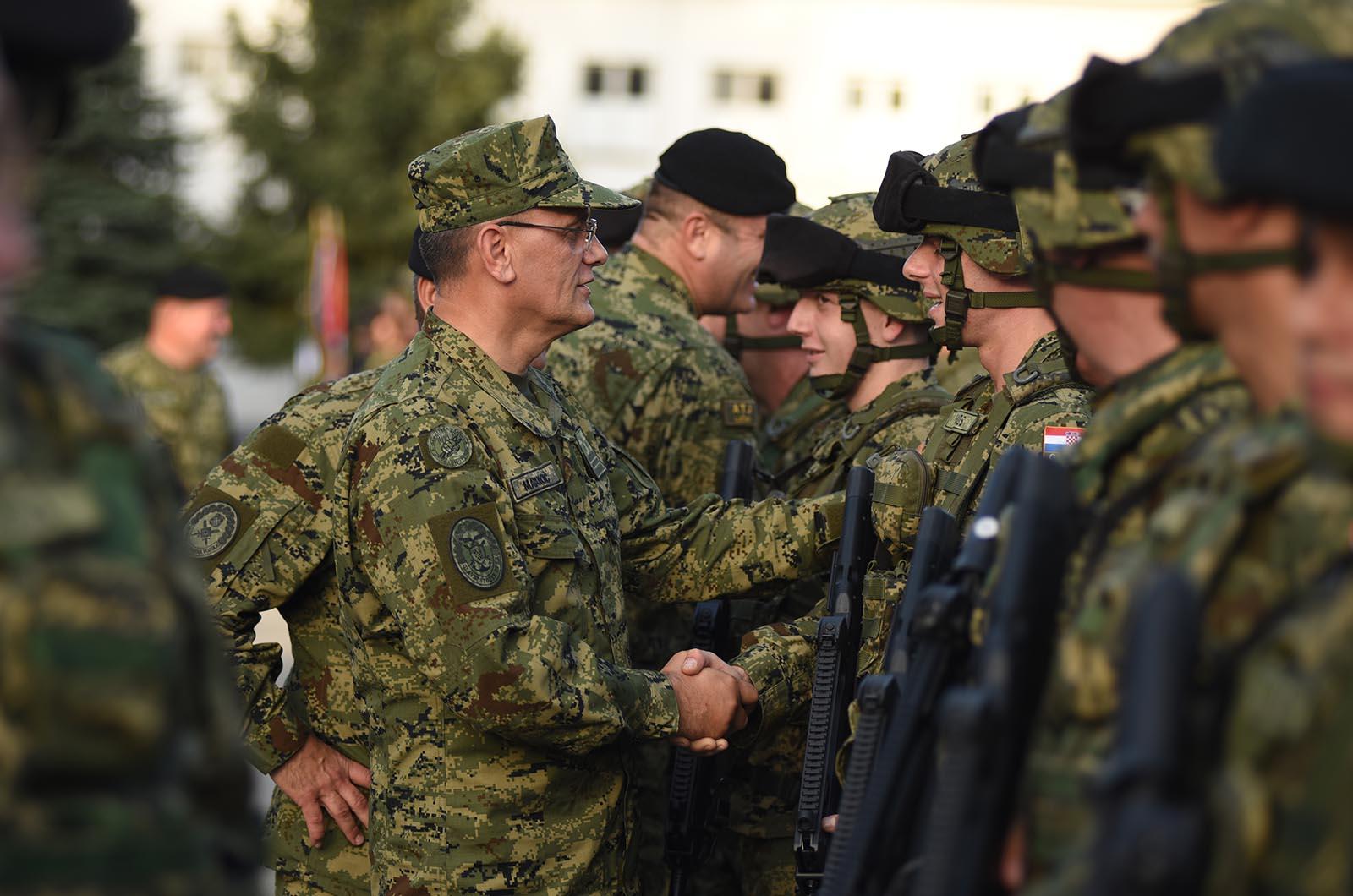 https://www.morh.hr/wp-content/gallery/peti-hrvatski-kontingent-ispracen-u-nato-efp-u-poljsku/5_hrvcon_poljska_poland_hv_osrh_221019_02.jpg