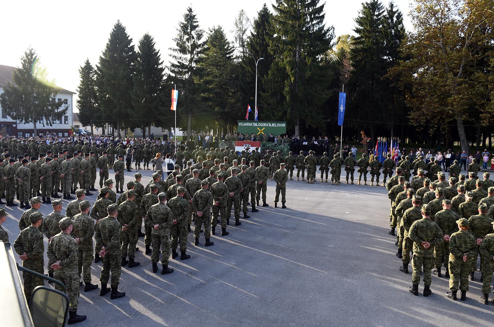 https://www.morh.hr/wp-content/gallery/peti-hrvatski-kontingent-ispracen-u-nato-efp-u-poljsku/5_hrvcon_poljska_poland_hv_osrh_221019_06.jpg