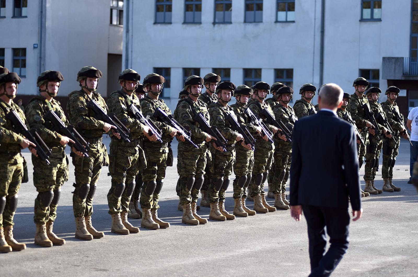 https://www.morh.hr/wp-content/gallery/peti-hrvatski-kontingent-ispracen-u-nato-efp-u-poljsku/5_hrvcon_poljska_poland_hv_osrh_221019_31.jpg