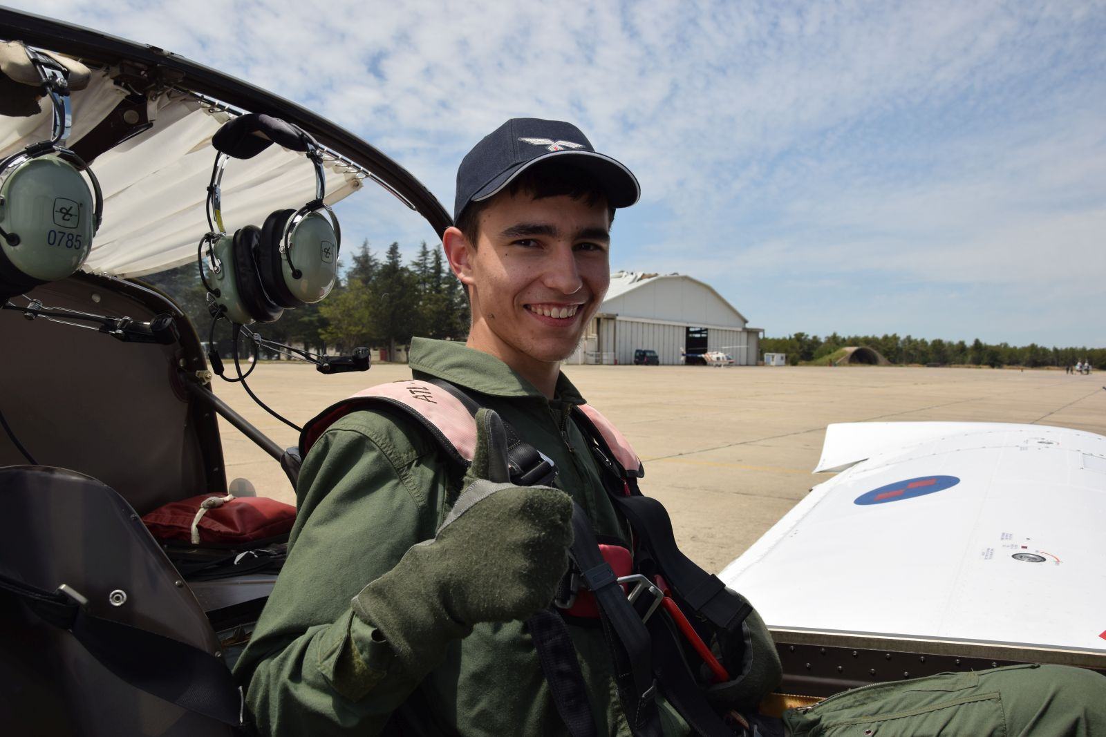 https://www.morh.hr/wp-content/gallery/pocelo-selekcijsko-letenje-novog-narastaja-vojnih-pilota/selekcijsko_letenje_vojni_pilot_12072019_09.jpg