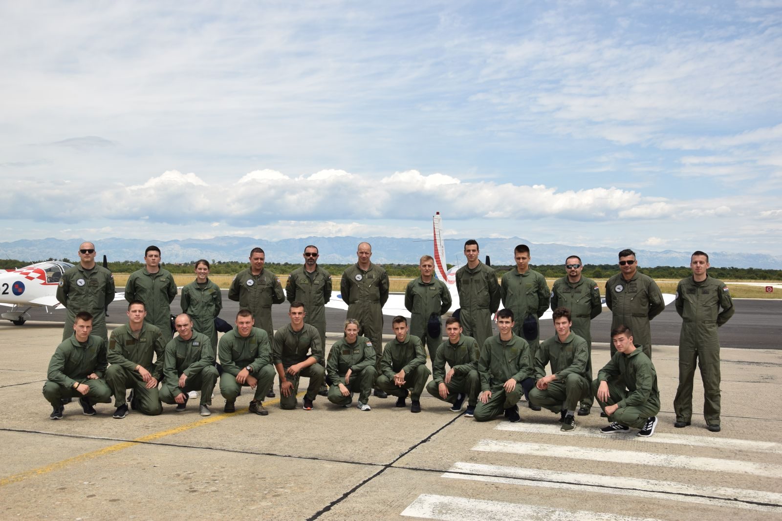 https://www.morh.hr/wp-content/gallery/pocelo-selekcijsko-letenje-novog-narastaja-vojnih-pilota/selekcijsko_letenje_vojni_pilot_12072019_16.jpg