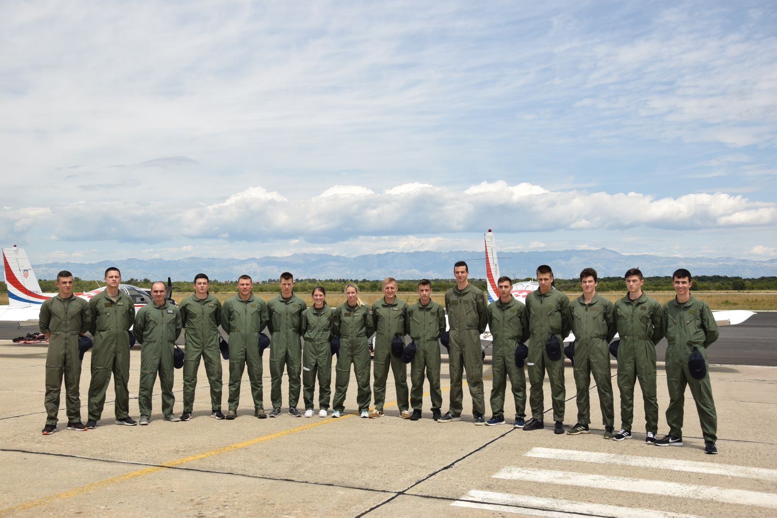 https://www.morh.hr/wp-content/gallery/pocelo-selekcijsko-letenje-novog-narastaja-vojnih-pilota/selekcijsko_letenje_vojni_pilot_12072019_17.jpg