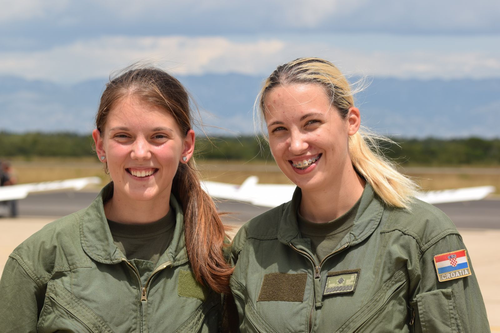 https://www.morh.hr/wp-content/gallery/pocelo-selekcijsko-letenje-novog-narastaja-vojnih-pilota/selekcijsko_letenje_vojni_pilot_12072019_19.jpg