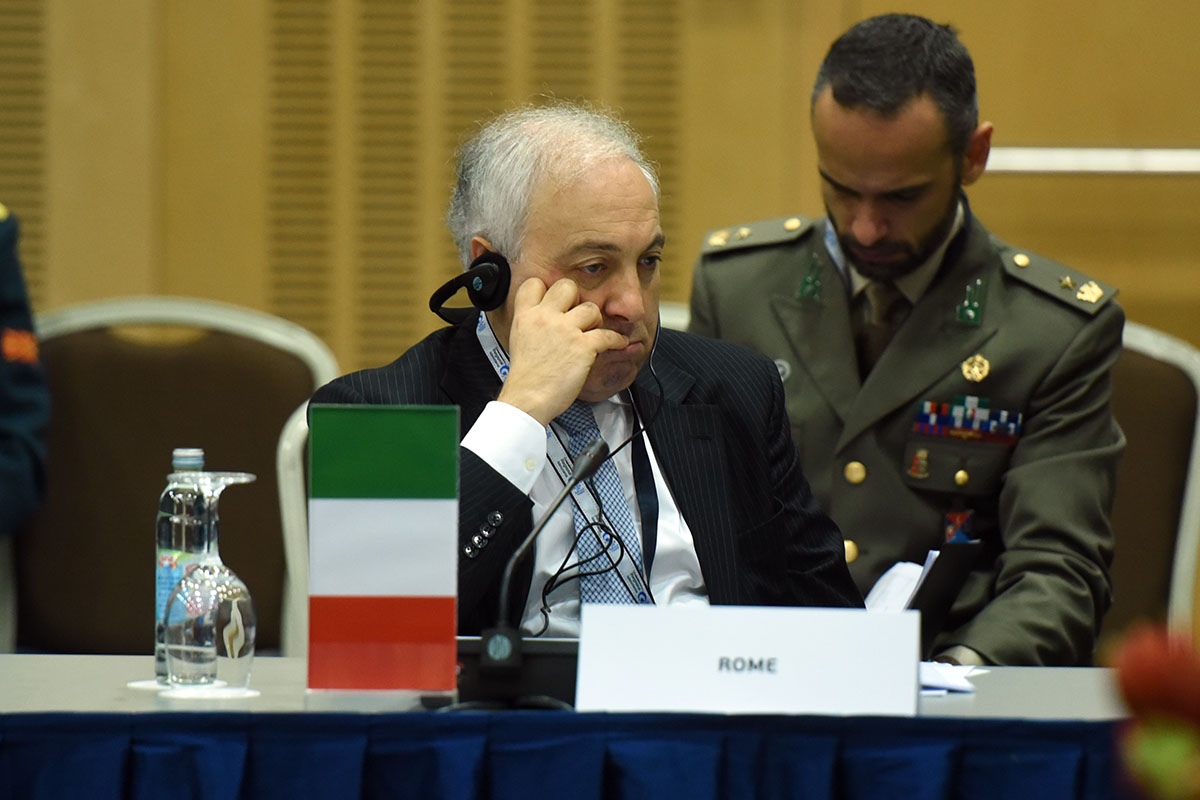 https://www.morh.hr/wp-content/gallery/poceo-sastanak-foruma-ministara-obrane-jugoistocne-europe-sedm/jfk_7523.jpg