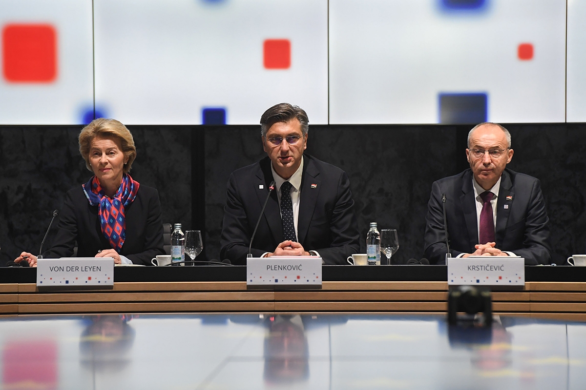 https://www.morh.hr/wp-content/gallery/pocetak-sastanka-vlade-republike-hrvatske-i-europske-komisije/20200110_pocetak_predsjedanja_eu_07.jpg