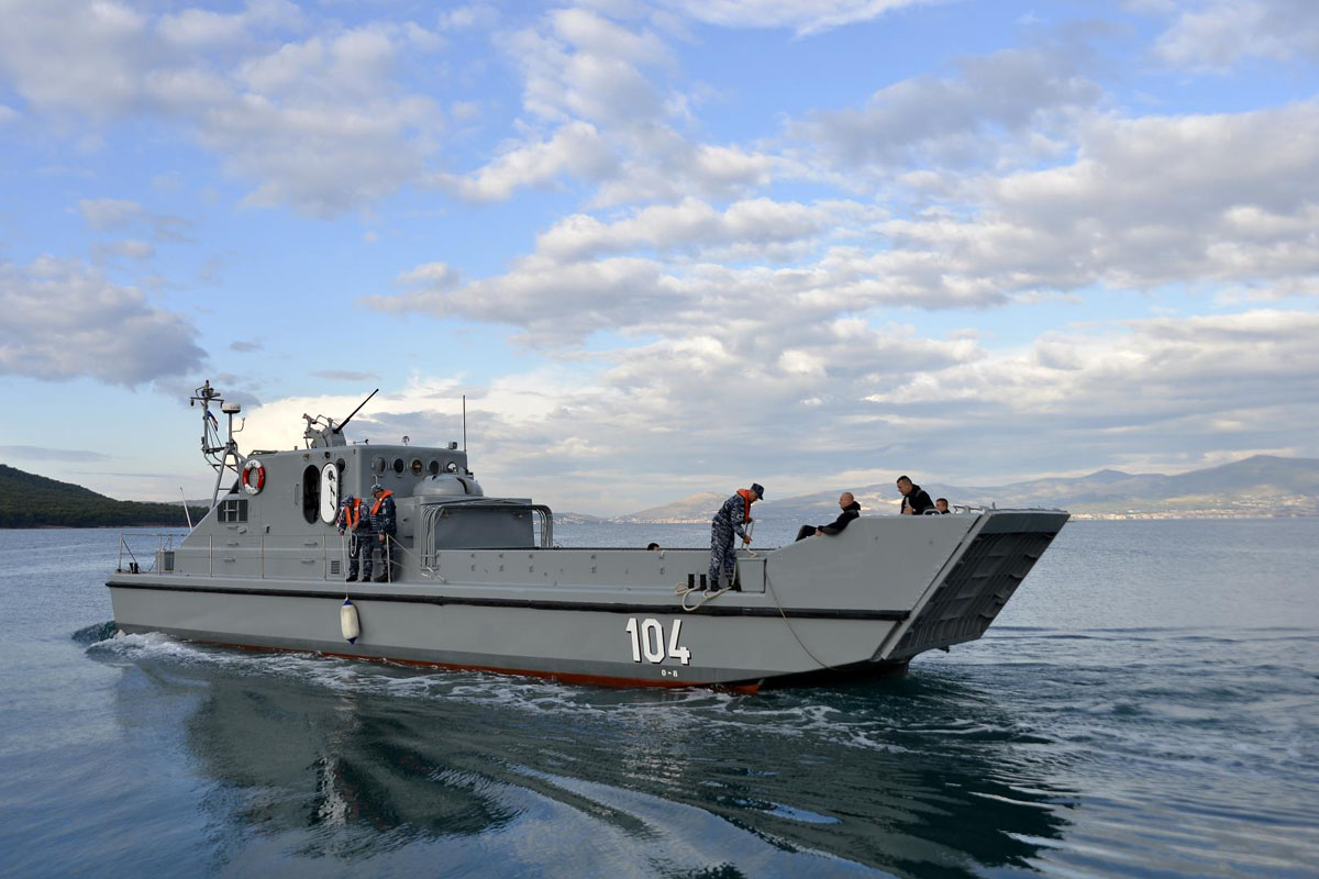 https://www.morh.hr/wp-content/gallery/pokazna-vjezba-zastite-morske-granice-u-splitu-frontex-2016/c_mup1339-16e47f890a.jpg
