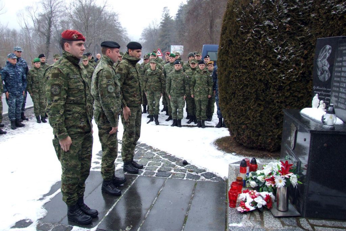 https://www.morh.hr/wp-content/gallery/polaznici-docasnicke-skole-u-pozesko-slavonskoj-zupaniji/docasnicka_skola_pozesko_slavonska_zupanija_310119_02.jpg