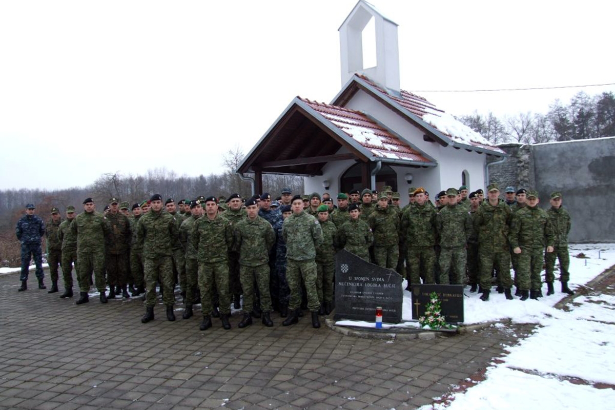 https://www.morh.hr/wp-content/gallery/polaznici-docasnicke-skole-u-pozesko-slavonskoj-zupaniji/docasnicka_skola_pozesko_slavonska_zupanija_310119_05.jpg