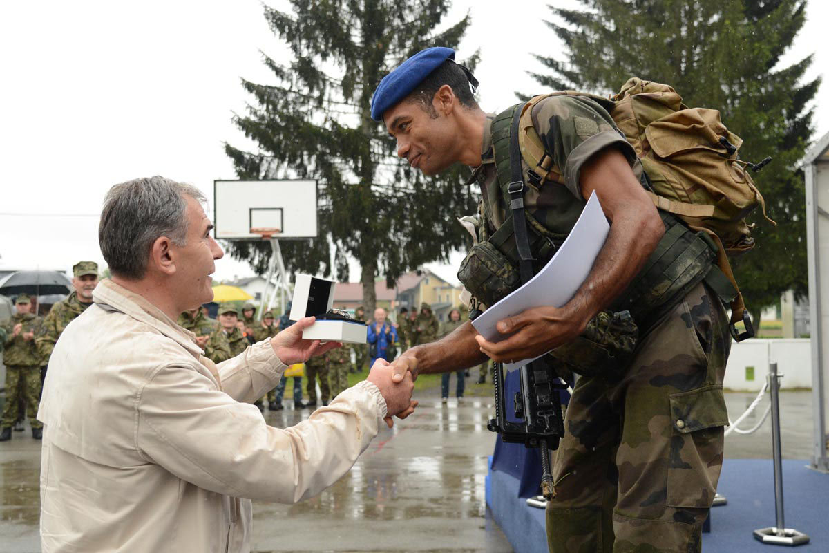 https://www.morh.hr/wp-content/gallery/porucnik-korvete-ante-jovic-prvi-za-hrvatsku-2016/najvojnik_jk_12052016_28.jpg