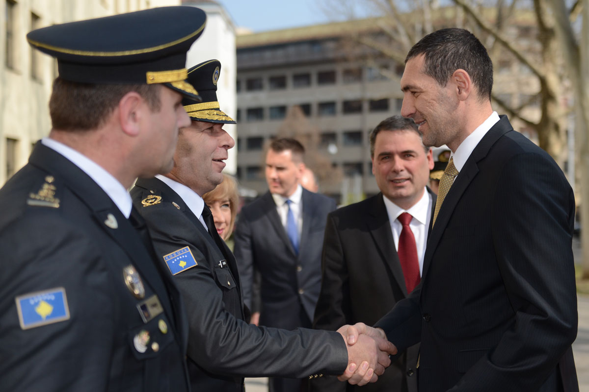 https://www.morh.hr/wp-content/gallery/posjet-ministra-kosovskih-snaga-sigurnosti-morh-u/mo_kosovo_24032015_12.jpg