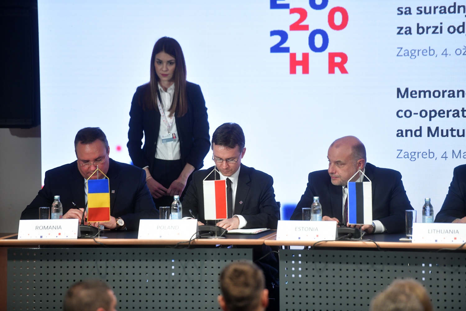 https://www.morh.hr/wp-content/gallery/potpisan-memorandum-za-pesco-projekt-u-podrucju-kiberneticke-sigurnosti-1/20200304-pesco-08.jpg