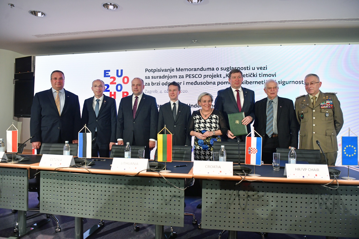 https://www.morh.hr/wp-content/gallery/potpisan-memorandum-za-pesco-projekt-u-podrucju-kiberneticke-sigurnosti-1/20200304-pesco-13.jpg
