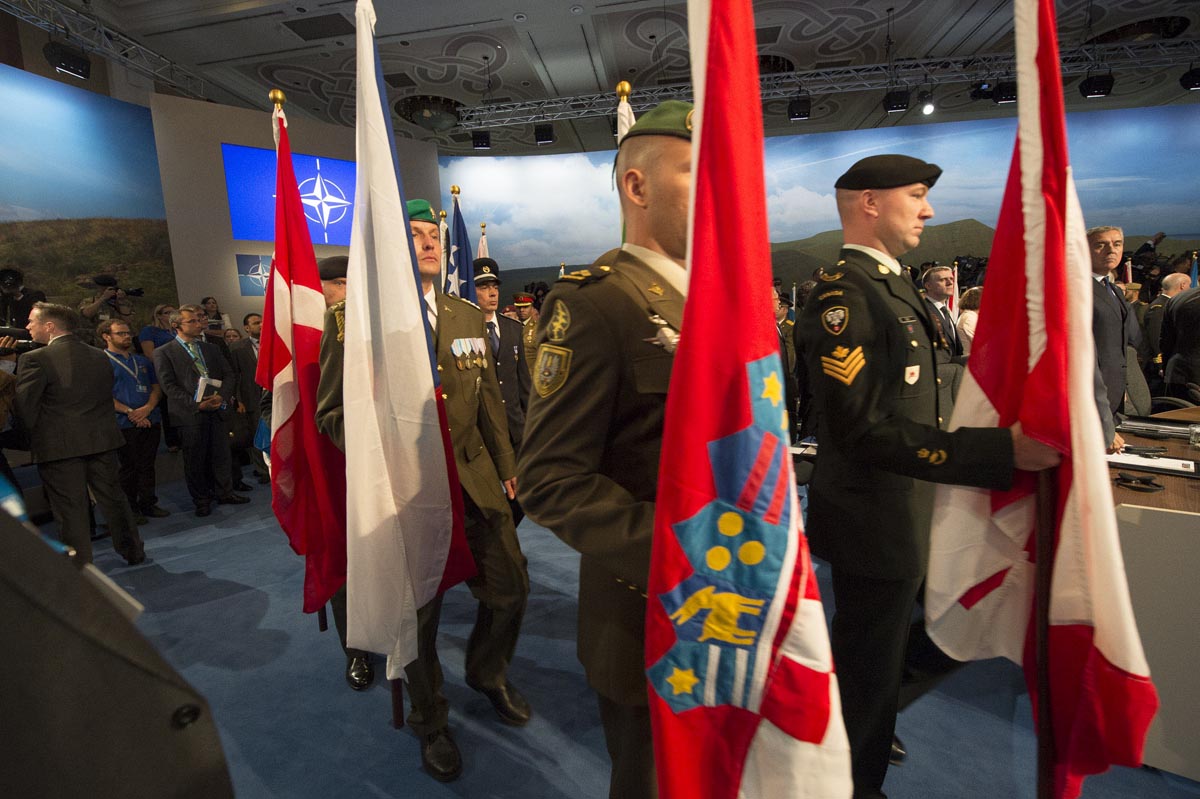 https://www.morh.hr/wp-content/gallery/potpisivanje-zajednickog-pisma-ministara-obrane-na-nato-summitu/wales_05092014_1.jpg