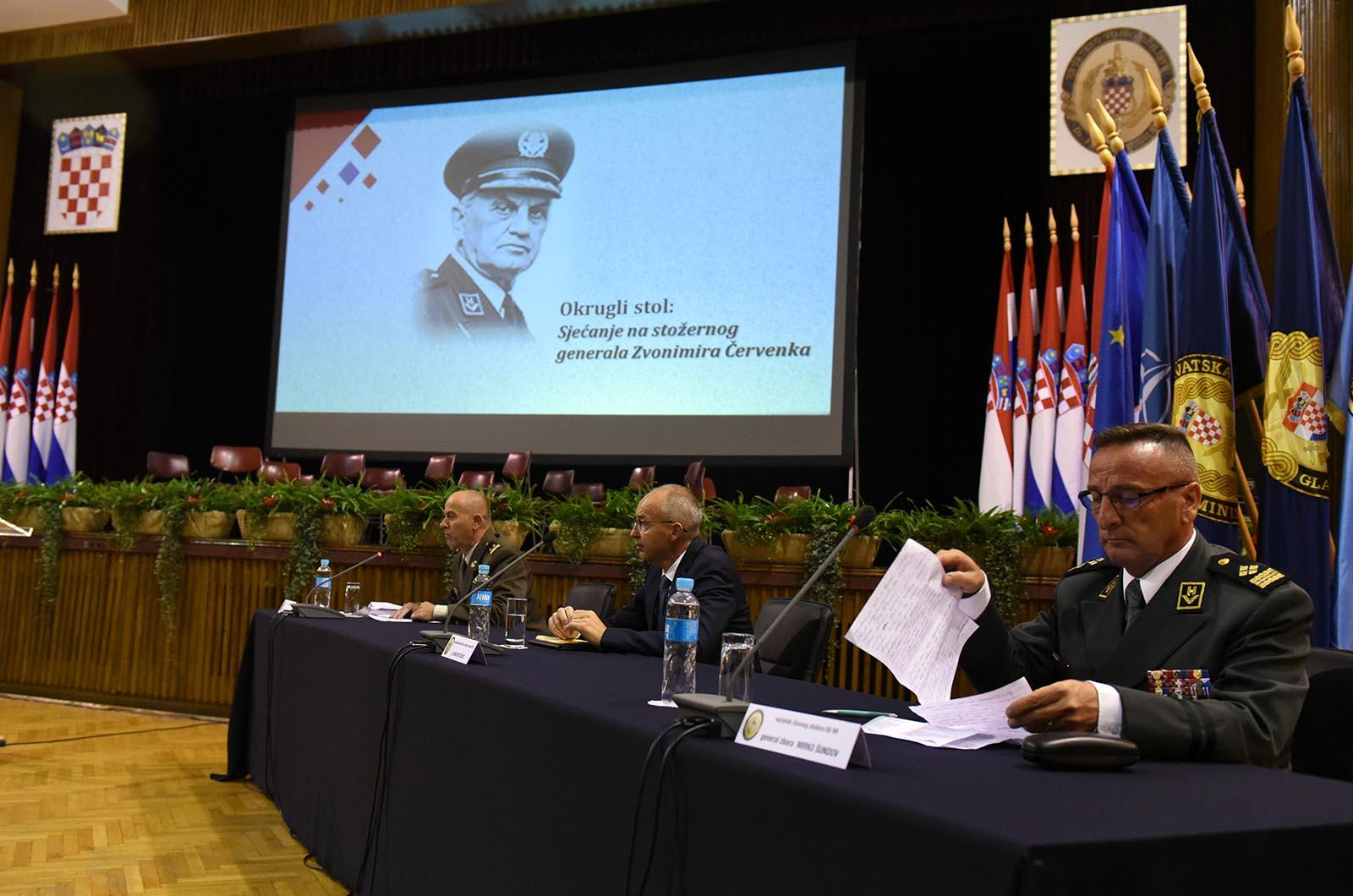 https://www.morh.hr/wp-content/gallery/povodom-dana-glavnog-stozera-odrzan-okrugli-stol-o-generalu-cervenku/okrugli_stol_general_cervenko_190719_07.jpg