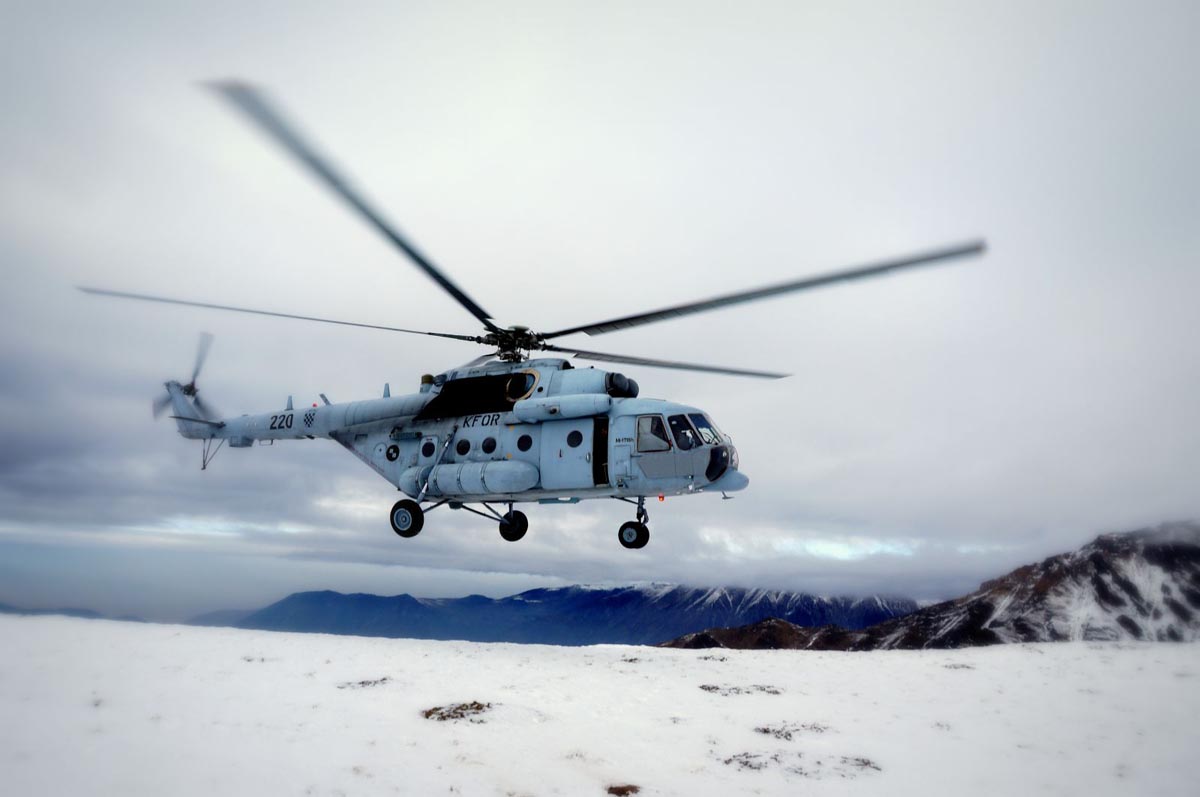 https://www.morh.hr/wp-content/gallery/povratak-14-hrvcon-a-s-kosova/kfor_20032014_07.jpg