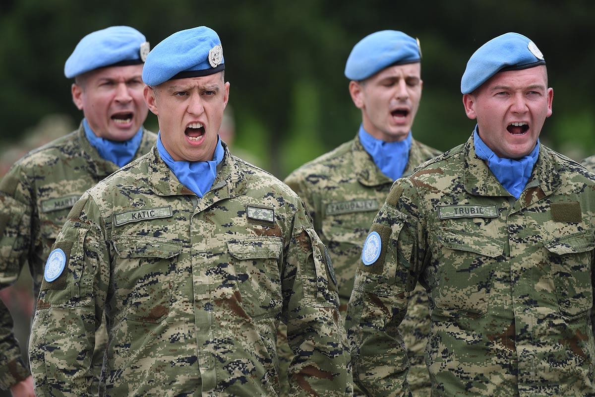 https://www.morh.hr/wp-content/gallery/povratak-2-hrvcon-a-unifil-iz-operacije-un-a-u-libanonu/povratak_2hrvcon_libanon_unifil_300519_02.jpg