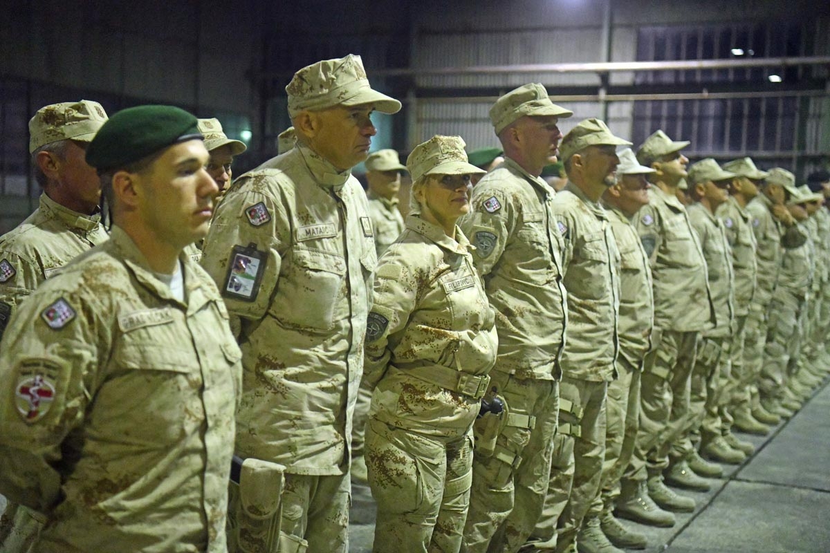 https://www.morh.hr/wp-content/gallery/povratak-8-hrvcon-a-iz-misije-odlucna-potpora-u-afganistanu/hrvcon_26092018_13.jpg