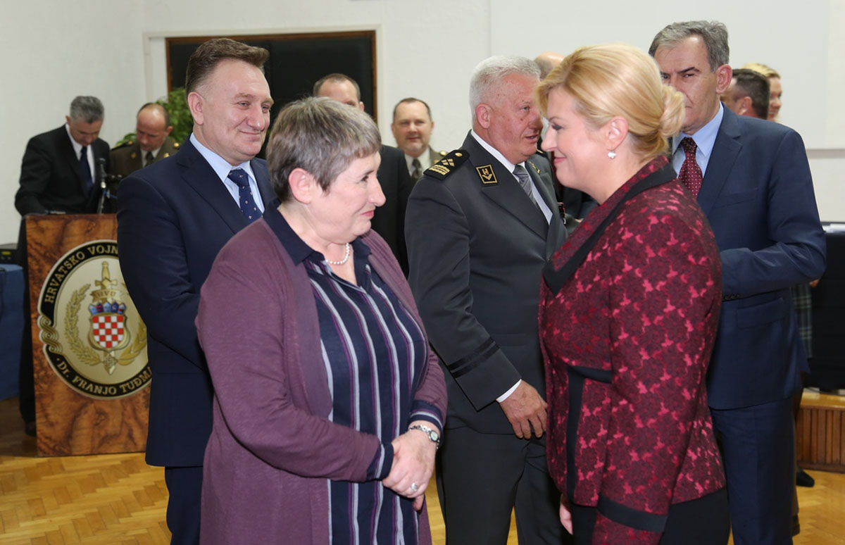 https://www.morh.hr/wp-content/gallery/predstavljen-prvi-hrvatski-vojno-znanstveni-casopis-strategos/strategos_15032017_10.jpg
