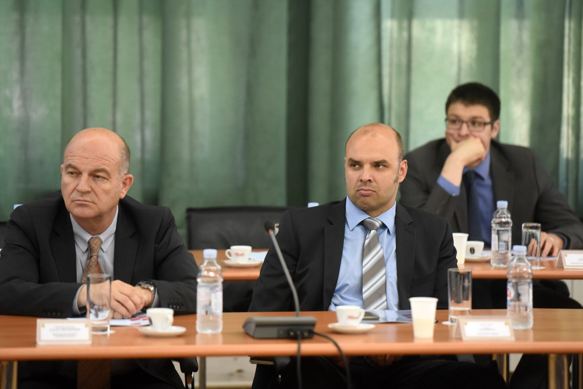 https://www.morh.hr/wp-content/gallery/predstavljen-zavrsni-nacrt-prijedloga-strategije-nacionalne-sigurnosti/sns_05062017_03.jpg