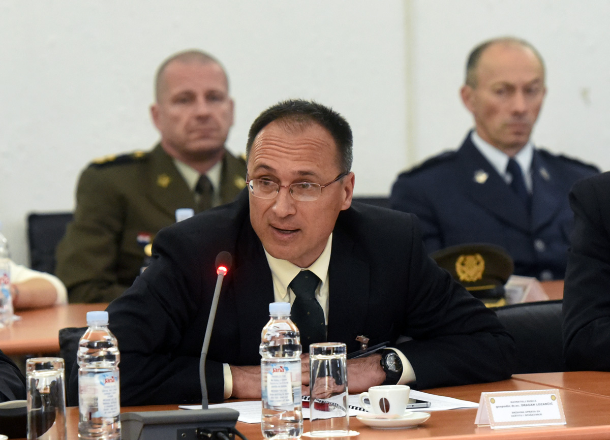 https://www.morh.hr/wp-content/gallery/predstavljen-zavrsni-nacrt-prijedloga-strategije-nacionalne-sigurnosti/sns_05062017_14.jpg