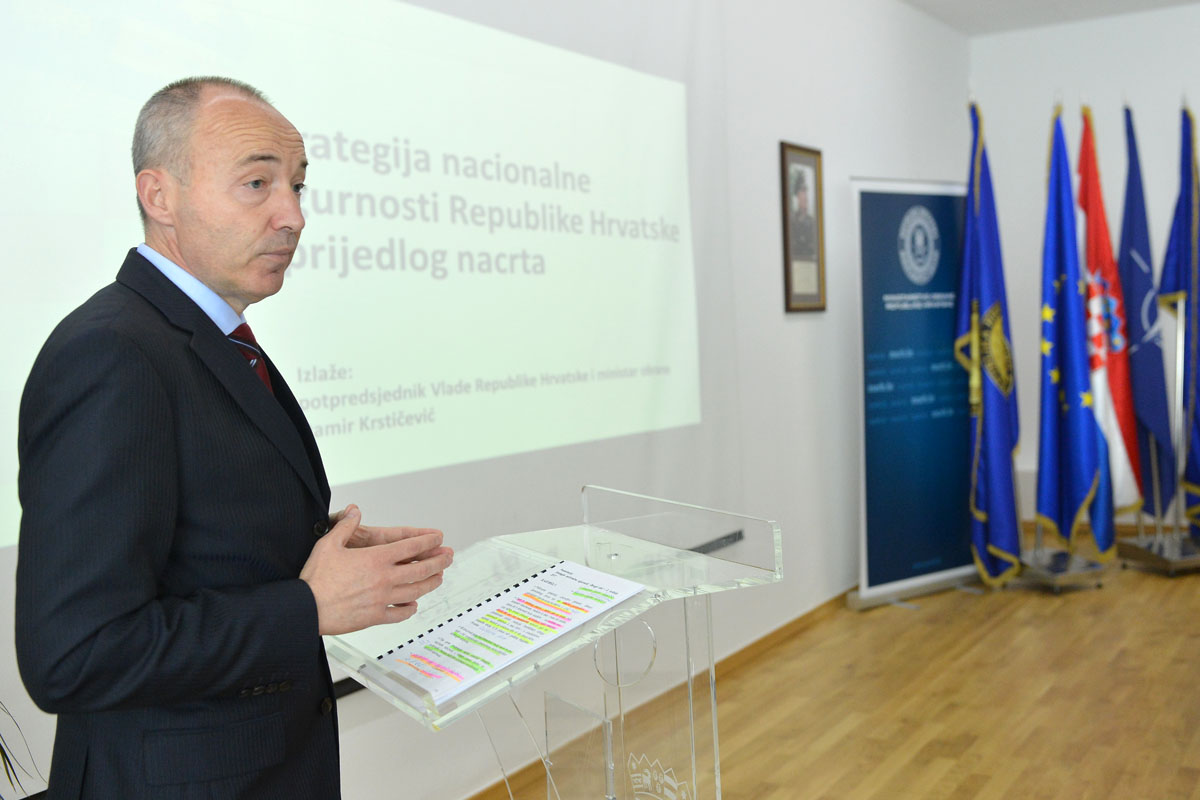 https://www.morh.hr/wp-content/gallery/prezentacije-nacrta-prijedloga-strategije-nacionalne-sigurnosti/sns_1052017_03.jpg