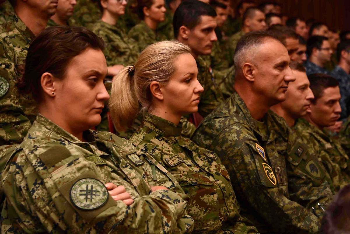 https://www.morh.hr/wp-content/gallery/prigodna-svecanost-povodom-pocetka-skolske-godine-na-hvu/hvu_11092017_3.jpg