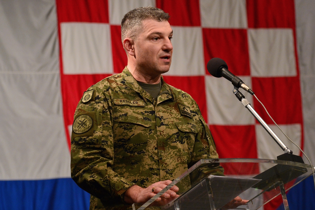https://www.morh.hr/wp-content/gallery/primopredaja-duznosti-zapovjednika-gardijske-mehanizirane-brigade/20200316-primopredaja-knin-03.jpg