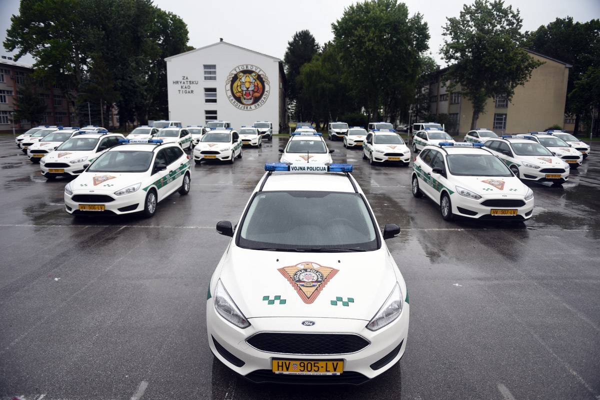 https://www.morh.hr/wp-content/gallery/primopredaja-vozila-pukovniji-vojne-policije/primopredaja_vozila_pukovniji_vp_29062018_01.jpg